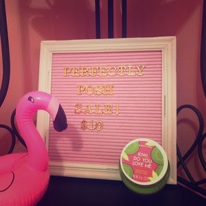 Kiwi 🥝 Do you love me Juicy Booty shower jelly